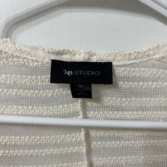 AB Studio Cream Cardigan with Textured Stripes and Loose Fit - Picture 4 of 4